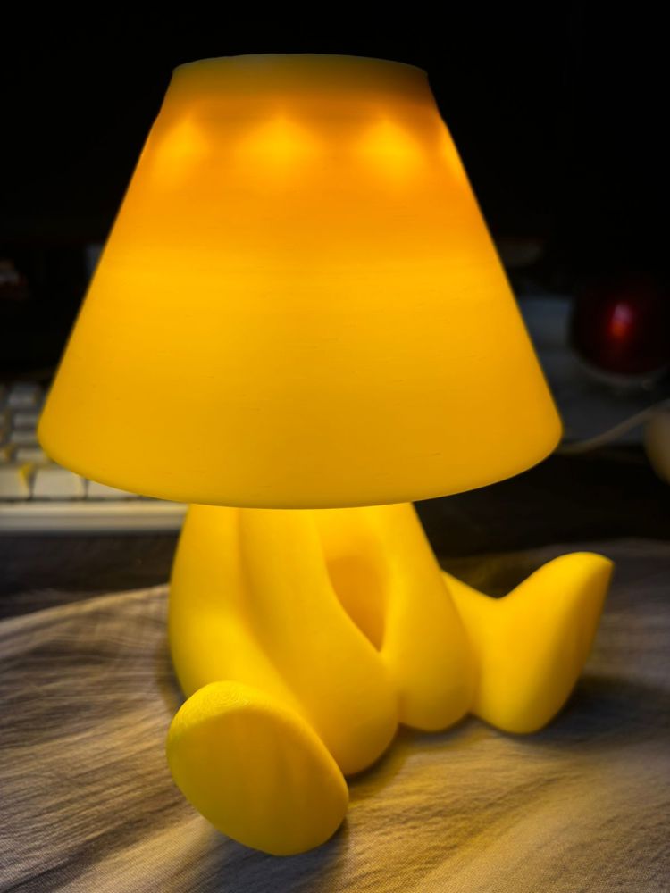 Sitting Lamp_thumbnail_2