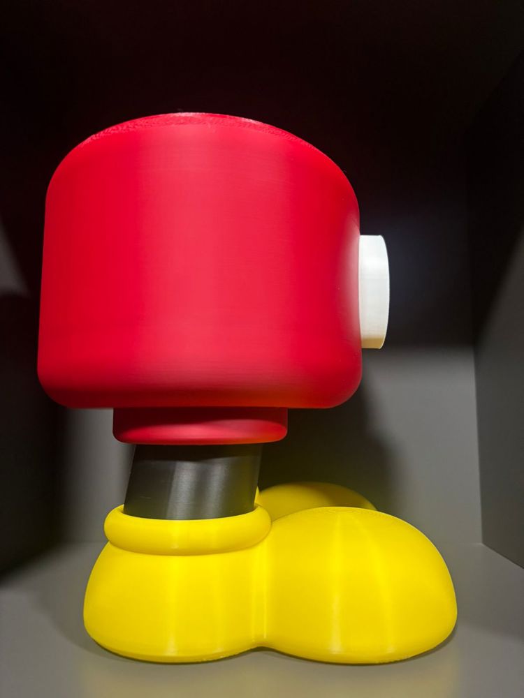 Mickey Mouse Chair_thumbnail_3